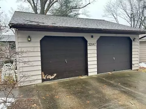 32647 Cable Dr, Dowagiac, MI 49047 photo 3