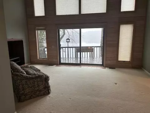 32647 Cable Dr, Dowagiac, MI 49047 photo 8