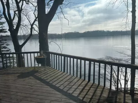 32647 Cable Dr, Dowagiac, MI 49047 photo 6