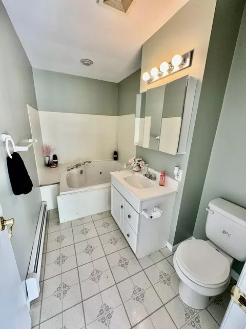 Bath - 206 N Baldwin St, Whitehall, MI 49461 photo 7 of 7