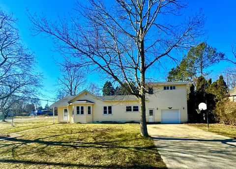 206 N Baldwin St, Whitehall, MI 49461