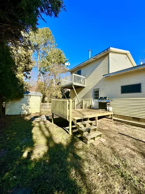 Exterior - 206 N Baldwin St, Whitehall, MI 49461 photo 9 of 17