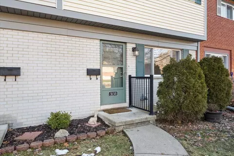 3138 Williamsburg Rd, Ann Arbor, MI 48108