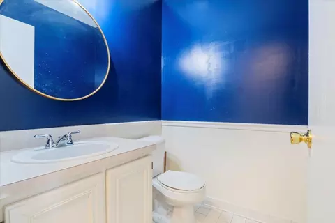 Bath - 47615 Beacon Square Dr, Macomb, MI 48044 photo 1 of 6