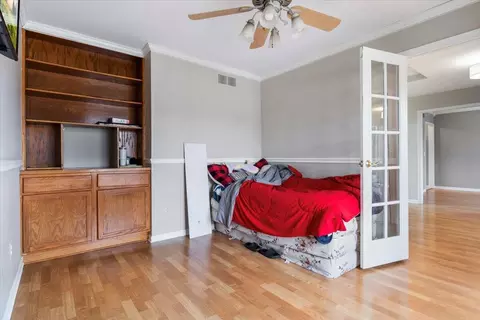 Bedroom - 47615 Beacon Square Dr, Macomb, MI 48044 photo 2 of 7