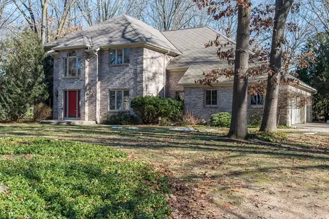 8551 Colony Ln, Kalamazoo, MI 49009