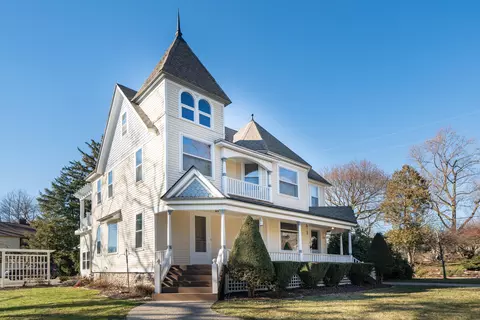 304 Sprague Ave, Kalamazoo, MI 49006