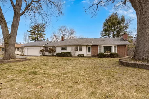130 Fairway Dr, Battle Creek, MI 49015