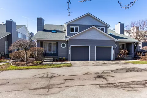 635 S Crooks Rd, Clawson, MI 48017 photo 2