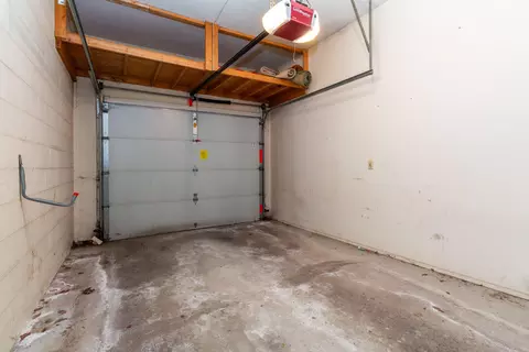 635 S Crooks Rd, Clawson, MI 48017 photo 35