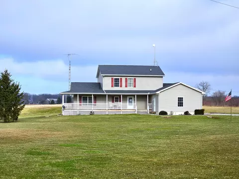 7170 W Montgomery Rd, Camden, MI 49232