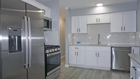 Kitchen - 34474 John St, Wayne, MI 48184 photo 2 of 3