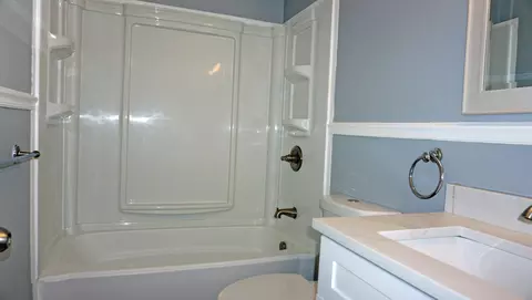 Bath - 34474 John St, Wayne, MI 48184 photo 1 of 3