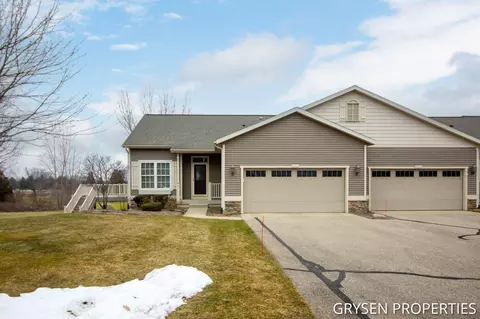 1061 Aberdeen Way #50, Hudsonville, MI 49426