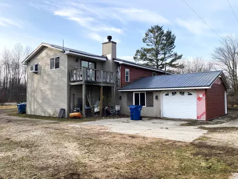 4106 W Kent Rd, Saint Louis, MI 48880