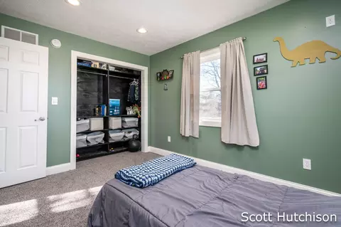 Bedroom - 5486 W Briggs Rd, Stanton, MI 48888 photo 6 of 9