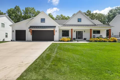 4364 Cloverleaf Ct SE #LOT 4, Grand Rapids, MI 49546