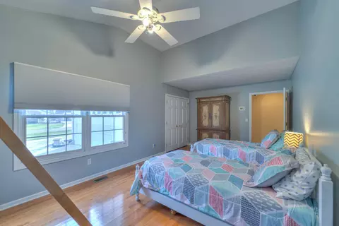 Bedroom - 5038 Brookside Dr, Jackson, MI 49203 photo 5 of 12