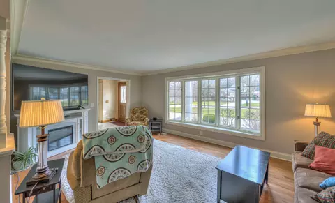 Bedroom - 5038 Brookside Dr, Jackson, MI 49203 photo 1 of 12
