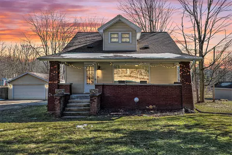 6430 Northland Dr NE, Rockford, MI 49341
