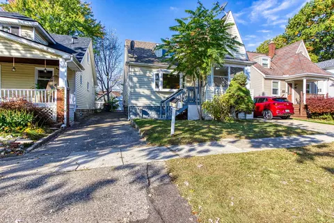 653 Shasta Pl, Ferndale, MI 48220