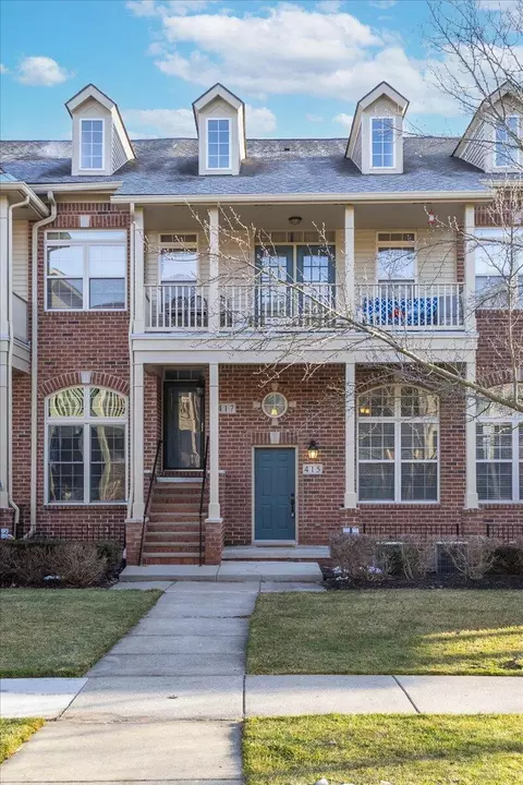 415 Village Dr, Walled Lake, MI 48390