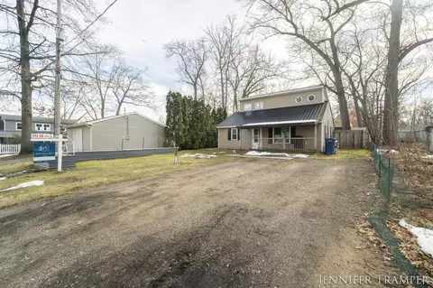 8034 Oak Ln NE, Cedar Springs, MI 49319 photo 23