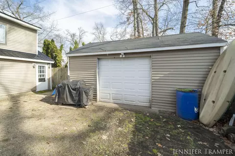 8034 Oak Ln NE, Cedar Springs, MI 49319 photo 30
