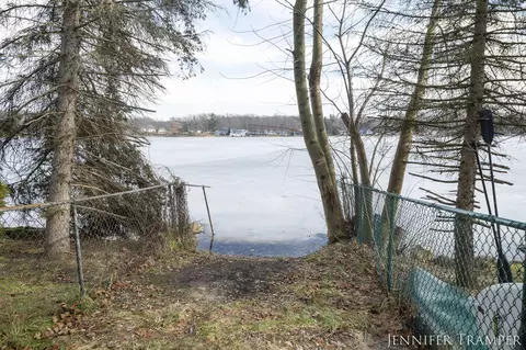 8034 Oak Ln NE, Cedar Springs, MI 49319 photo 33