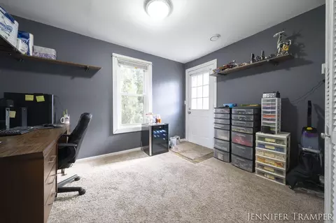 8034 Oak Ln NE, Cedar Springs, MI 49319 photo 22