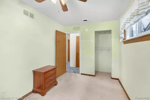 18243 Robert St, Melvindale, MI 48122 photo 18