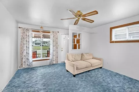 18243 Robert St, Melvindale, MI 48122 photo 7