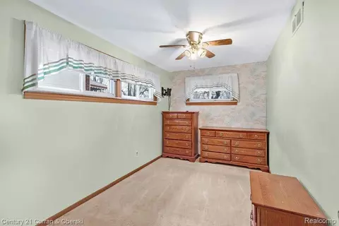 18243 Robert St, Melvindale, MI 48122 photo 17