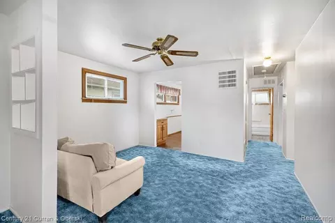 18243 Robert St, Melvindale, MI 48122 photo 6