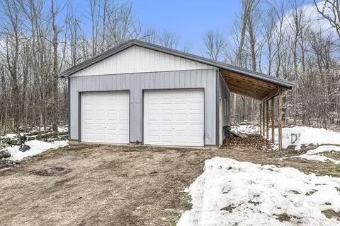4238 E Shore Dr, Stanton, MI 48888 photo 3