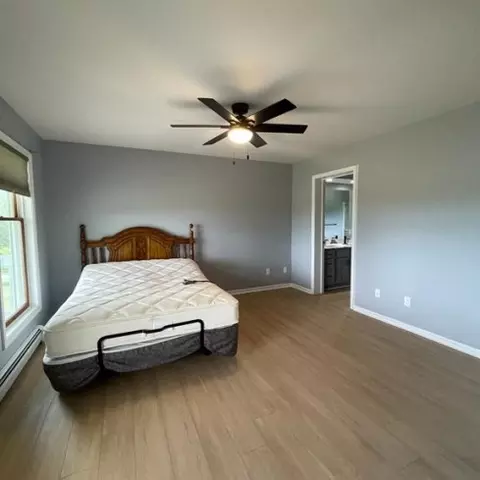 Bedroom - 4350 Deckerville Rd, Deckerville, MI 48427 photo 3 of 5