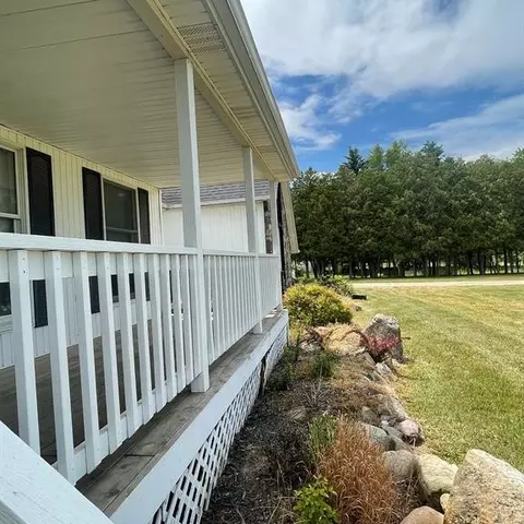 Exterior - 4350 Deckerville Rd, Deckerville, MI 48427 photo 4 of 24