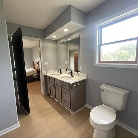 Bath - 4350 Deckerville Rd, Deckerville, MI 48427 photo 7 of 11
