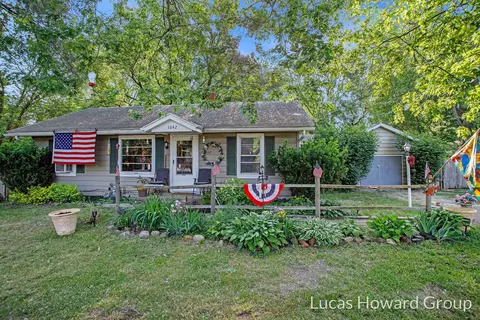 1042 North Ave, Battle Creek, MI 49017