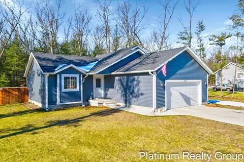 285 Jayden Dr, Muskegon, MI 49442