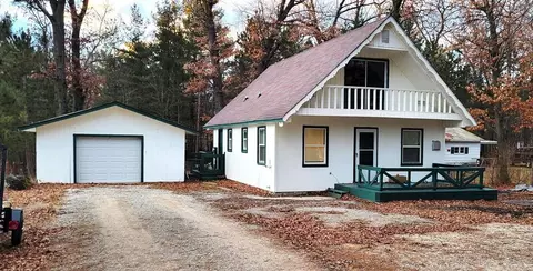 1583 Oakwood Dr, Gladwin, MI 48624