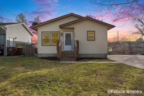 520 W Marshall St, Hastings, MI 49058