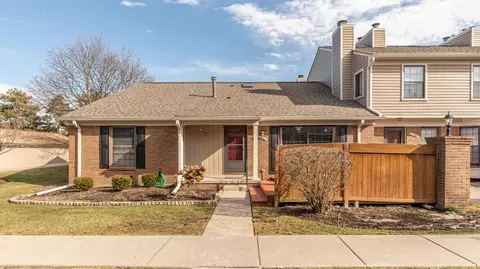 22062 Edgewater, Novi, MI 48375