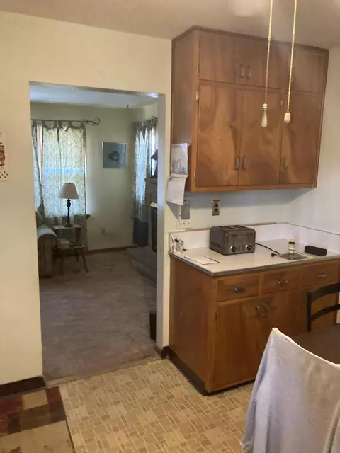 112 Sundown St, Springfield, MI 49037 photo 8