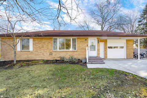 310 Elm St SE, Caledonia, MI 49316