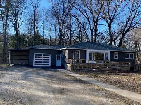 1583 N Buys Rd, Muskegon, MI 49445
