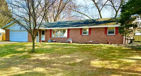 5867 Demorrow Rd, Stevensville, MI 49127