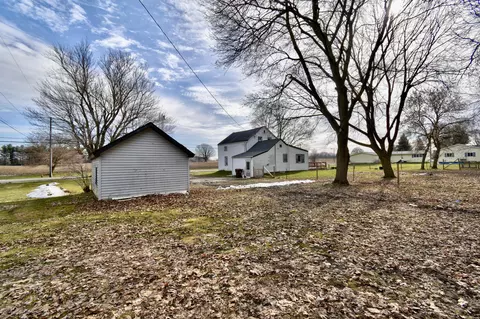 Exterior - 618 S St Johns St, Ithaca, MI 48847 photo 15 of 21