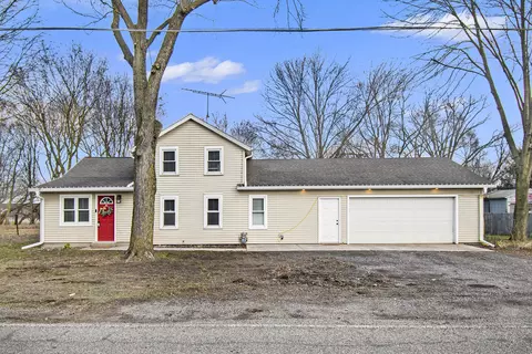 16082 Fawn River Rd, White Pigeon, MI 49099
