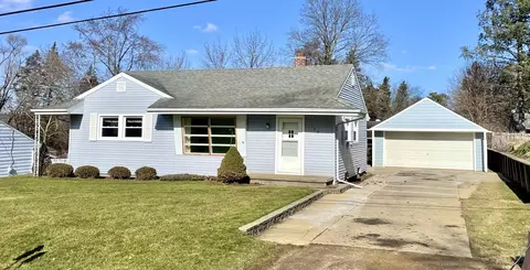 120 Birdsell St, Jackson, MI 49203